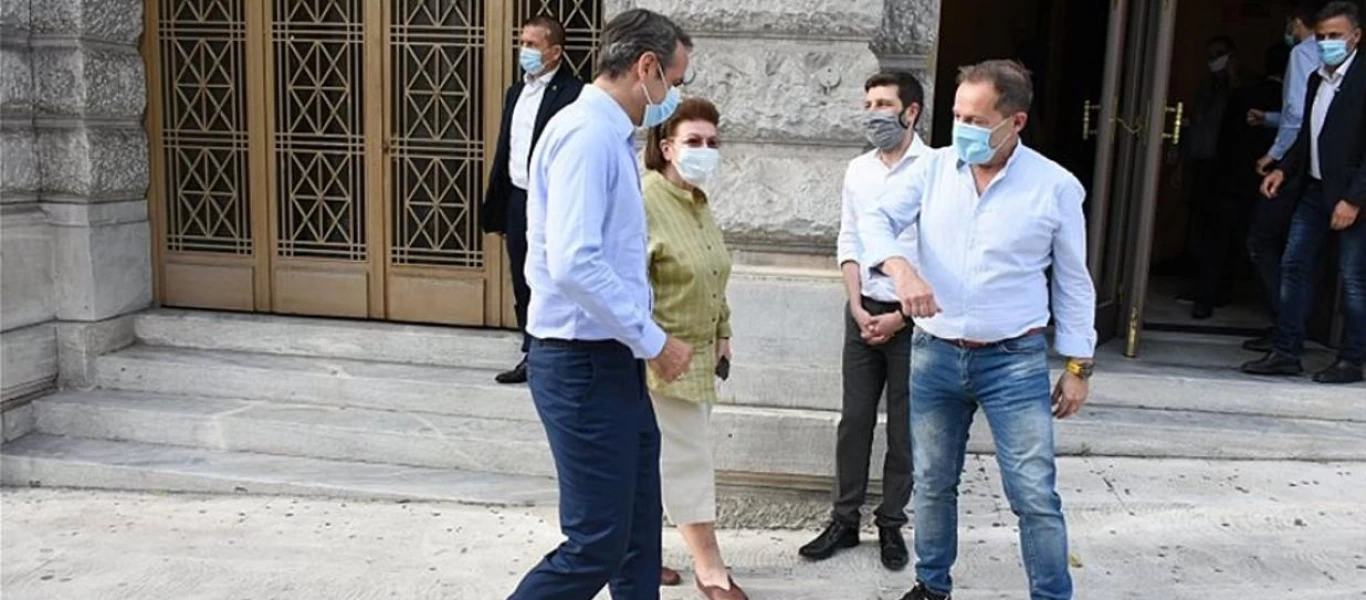 Βουλευτής ΣΥΡΙΖΑ: «Από ΜΚΟ που φέρεται να συνδέεται με το πρωθυπουργικό περιβάλλον 